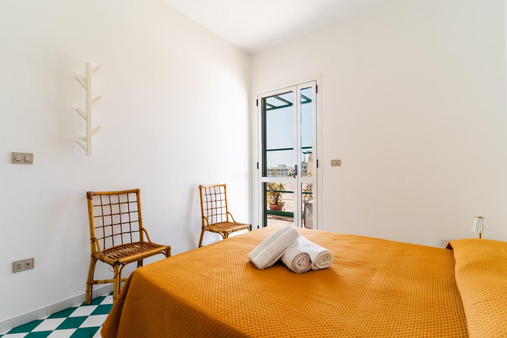 Апартаменты Sea View Penthouse-Attico Галлиполи Экстерьер фото